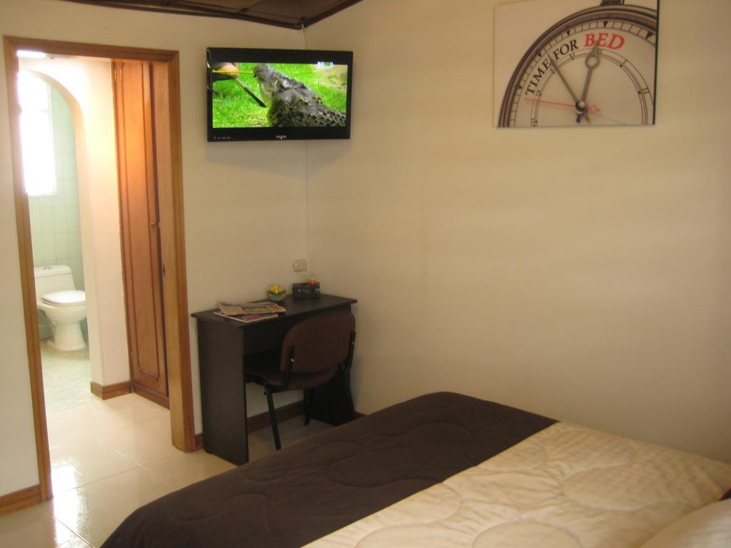 Hotel Casa Santa Marta Μπογκοτά Δωμάτιο φωτογραφία